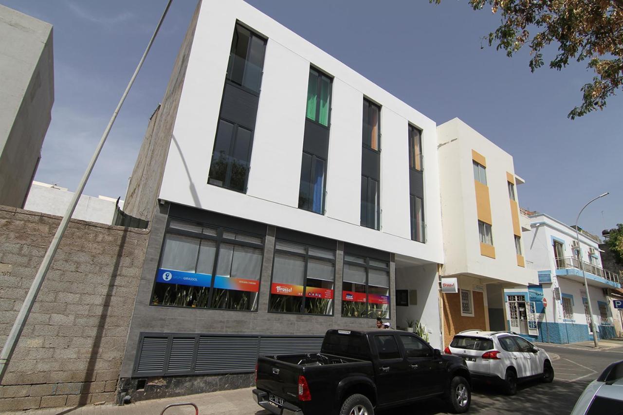 Deluxe Aparthotel Praia Exterior photo