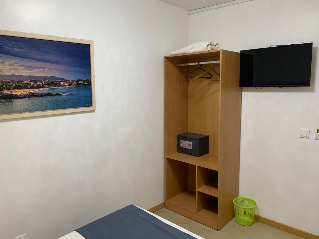 Deluxe Aparthotel Praia Exterior photo